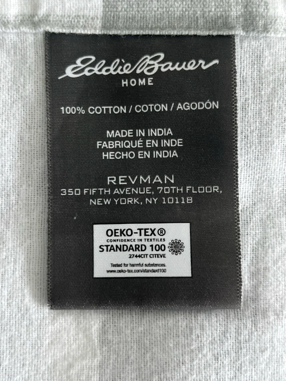 Eddie Bauer 100% cotton flannel twin size gray buffalo check plaid sheet set.